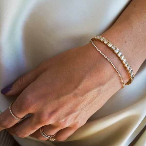 Cleo Emeraldcut Diamond Bracelet - Gelbgold Verkauf – Bild 3